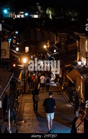 Kyoto street by night, Japan © Giorgia De Dato Stock Photo