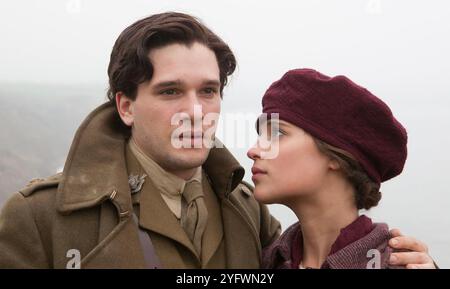 TESTAMENT OF YOUTH 2014 Lionsgate film with Kit Harington and Alicia Vikander Stock Photo