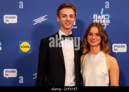 Middelkerke, Belgium. 05th Nov, 2024. Unknown guests pictured at the arrival for the 'Flandrien' award ceremony for the best Belgian cyclist of the 2024 cycling season, organized by newspaper 'Het Nieuwsblad', Tuesday 05 November 2024 in Middelkerke. BELGA PHOTO KURT DESPLENTER Credit: Belga News Agency/Alamy Live News Stock Photo