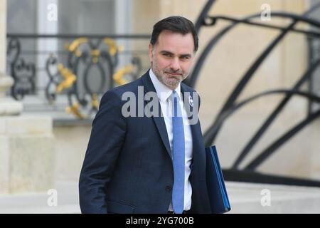 Paris, France. 06th Nov, 2024. French Minister for Budget and Public Accounts Laurent Saint-Martin leaves after the Weekly cabinet meeting at the presidential Elysee Palace in Paris, France on November 6, 2024. (Photo by Lionel Urman/Sipa USA) Credit: Sipa USA/Alamy Live News Stock Photo