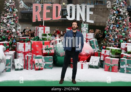 London, UK. 06th Nov, 2024. Chris Evans attends the photocall for 'Red One' at Potters Fields Park in London. (Photo by Fred Duval/SOPA Images/Sipa USA) Credit: Sipa USA/Alamy Live News Stock Photo