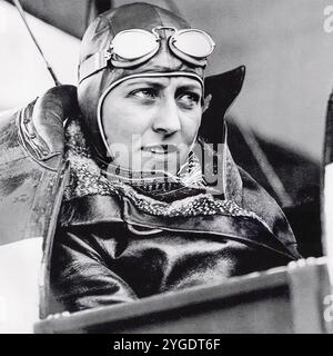 Amy Johnson (1903-disappeared 5 January 1941) in her Black Hawk Moth aeroplane leaving Australia for Newcastle, portrait photograph, 14th June 1930 Stock Photo