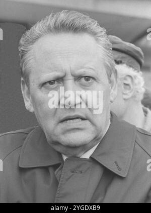 ARCHIVE PHOTO: 35 years ago, on November 9, 1989, the Berlin Wall fell, Guenter SCHABOWSKI, GDR, member of the Politburo, portrait, portrait format. Black and white photo! ? Stock Photo