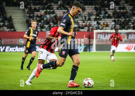 Nice, France, France. 7th Nov, 2024. Alec VAN HOORENBEECK of FC Twente during the UEFA Europa League, League Phase MD4 match between OGC Nice and FC Twente at Allianz Riviera Stadium on November 07, 2024 in Nice, France. (Credit Image: © Matthieu Mirville/ZUMA Press Wire) EDITORIAL USAGE ONLY! Not for Commercial USAGE! Stock Photo