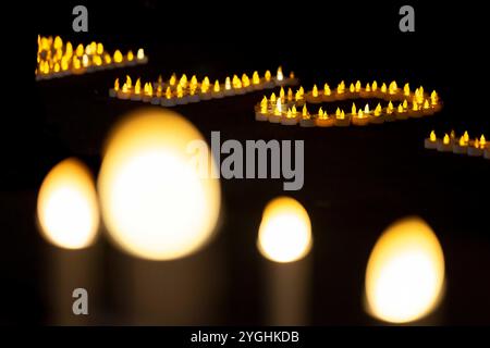 Vienna, Vienna, Austria. 7th Nov, 2024. Light of Hope commemorative event on the occasion of 86 years of the November pogroms this Saturday. Young people commemorate the November pogroms, organised by the Youth Commission of the Jewish Community Vienna. (Credit Image: © Andreas Stroh/ZUMA Press Wire) EDITORIAL USAGE ONLY! Not for Commercial USAGE! Stock Photo