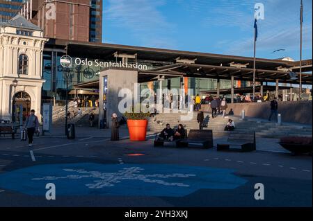 Oslo Central mainline passenger railway station in Oslo, Norway. It is the largest rail station in Norway and It has connections to local and regional Stock Photo