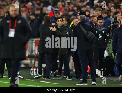 9th November 2024; Gtech Community Stadium, Brentford, London, England; Premier League Football, Brentford versus Bournemouth; AFC Bournemouth manager Andoni Iraola congratulates Brentford Manager Thomas Frank after the final whistle Stock Photo