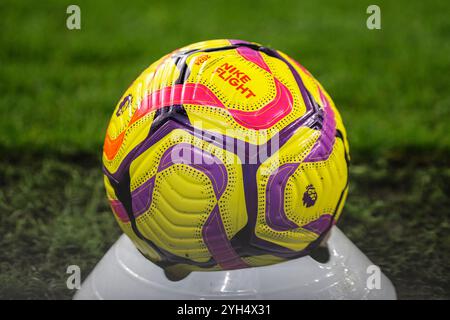 Wolverhampton, UK. 09th Nov, 2024. Wolverhampton, England, November 9th 2024: Official match ball during the Premier League football match between Wolverhampton Wanderers and Southampton at Molineux stadium in Wolverhampton, England (Natalie Mincher/SPP) Credit: SPP Sport Press Photo. /Alamy Live News Stock Photo