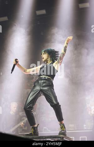 London, UK. Saturday November 9, 2024. Han Mee of Manchester-based alt-rock band Hot Milk performs at the OVO Arena Wembley. Credit: Katie Collins/EMPICS/Alamy Live News Stock Photo