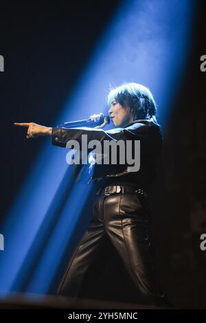 London, UK. Saturday November 9, 2024. Han Mee of Manchester-based alt-rock band Hot Milk performs at the OVO Arena Wembley. Credit: Katie Collins/EMPICS/Alamy Live News Stock Photo