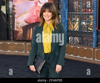 Los Angeles, United States. 09th Nov, 2024. Cast member Ashley Tisdale attends the premiere of the motion picture romantic musical fantasy 'Wicked' at the Dorothy Chandler Pavilion in Los Angeles on Saturday, November 9, 2024. Storyline: Elphaba, a misunderstood young woman because of her green skin, and Glinda, a popular girl, become friends at Shiz University in the Land of Oz. After an encounter with the Wonderful Wizard of Oz, their friendship reaches a crossroads. Photo by John McCoy/UPI Credit: UPI/Alamy Live News Stock Photo