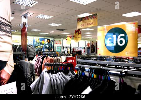 peacocks retail clothing shop interior Stock Photo