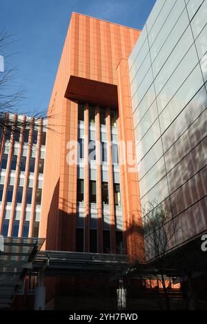 The Stephen M Ross School of Business on the campus of the University of Michigan, Ann Arbor Michigan USA Stock Photo