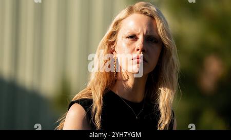 MaXXXine Mia Goth Stock Photo - Alamy