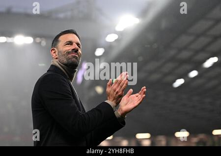 Manchester, UK. 10th Nov, 2024. Manchester United's Ruud Van Nistelrooy celebrates during the Premier League match at Old Trafford, Manchester. Picture credit should read: Anna Gowthorpe/Sportimage Credit: Sportimage Ltd/Alamy Live News Stock Photo