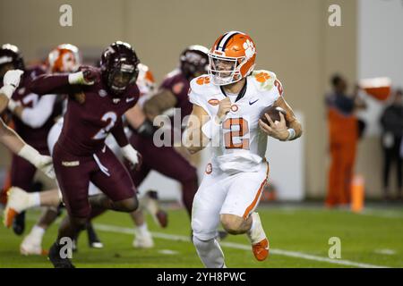 Blacksburg, VA, USA. 9th Nov, 2024. Clemson Tigers quarterback Cade Klubnik (2) scrambles with the ball during the NCAA football game between the Clemson Tigers and the Virginia Tech Hokies at Lane Stadium in Blacksburg, VA. Jonathan Huff/CSM/Alamy Live News Stock Photo