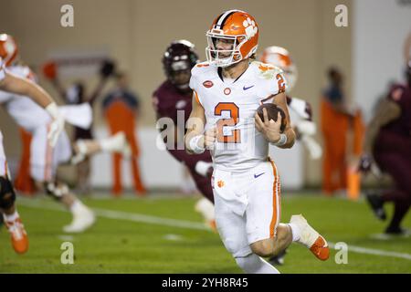 Blacksburg, VA, USA. 9th Nov, 2024. Clemson Tigers quarterback Cade Klubnik (2) scrambles with the ball during the NCAA football game between the Clemson Tigers and the Virginia Tech Hokies at Lane Stadium in Blacksburg, VA. Jonathan Huff/CSM/Alamy Live News Stock Photo