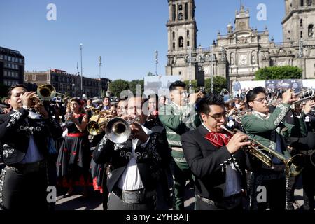 Mexico City, Mexico. 10th Nov, 2024. Hundred of mariachis taking part during the Mariachi World Record as part of the closing of the First World Mariachi Congress. 1,122 Mariachis break Guinness World Record by performing the popular Mexican song “Cielito Lindo” at the same time at main square Zocalo. on November 10, 2024 in Mexico City, Mexico. (Photo by Luis Barron/ Eyepix Group/Sipa USA) Credit: Sipa USA/Alamy Live News Stock Photo