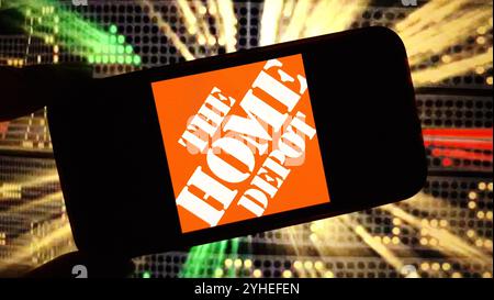 Konskie, Poland - November 10, 2024: Home Depot company logo displayed on mobile phone Stock Photo