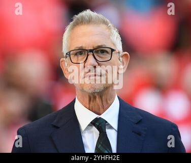 **** FILE PHOTO *****  GARY LINEKER STEPS DOWN AS PRESENTER OF MATCH OF THE DAY ON THE BBC   16 April 2022 - Manchester City v Liverpool - FA Cup Semi-Final - Wembley Stadium  BBC TV Presenter and footballer Gary Lineker during the FA Cup Semi-Final at Wembley Picture : Mark Pain / Alamy Live News Stock Photo