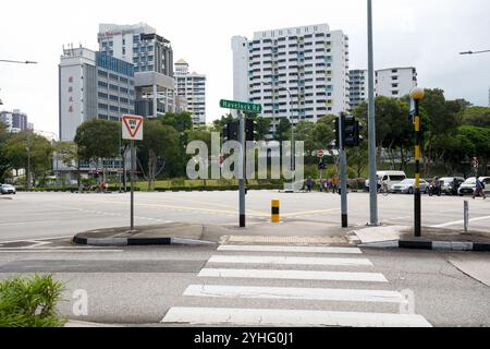 Havelock Road Singapore view of the pedestrian crossing and road junction empty while traffic wait at lights. Stock Photo