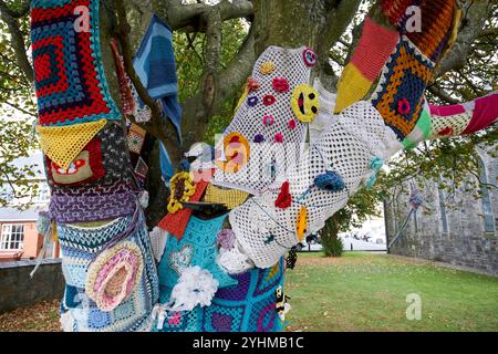 yarn bombing outdoor tree crochet buncrana, county donegal, republic of ireland Stock Photo