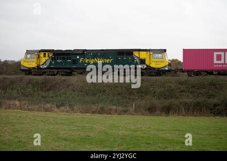 Freightliner class 70 diesel locomotive No. 70015, Warwickshire, UK Stock Photo