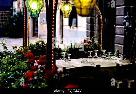 Outdoor restaurant table setting, Venice Italy Stock Photo