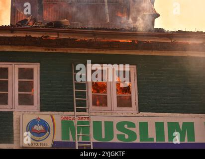 Srinagar, India. 14th Nov, 2024. Massive fire that broke out in a school at Srinagar's Raj Bagh area. (Photo by Mubashir Hassan/Pacific Press) Credit: Pacific Press Media Production Corp./Alamy Live News Stock Photo