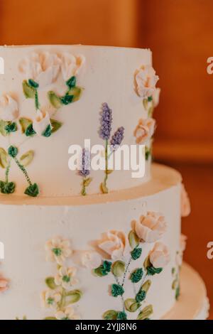 Wildflower wedding cake frosting lavender Stock Photo