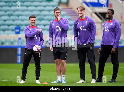 England's Alex Coles during a team run at the Allianz Stadium ...