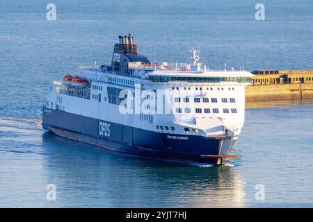 Cross Channel ferry DFDS entering the Port of Dover in Kent Stock Photo