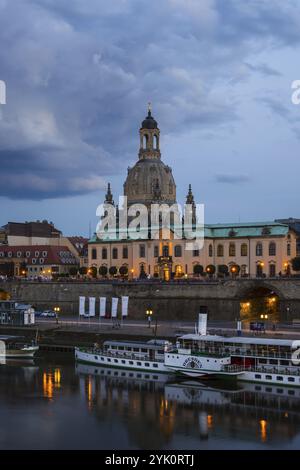 Elbe, paddle steamer, Bruehl's Terrace, Sekundogenitur, dome of the Church of Our Lady, Dresden, Free State of Saxony, Germany, Europe Stock Photo