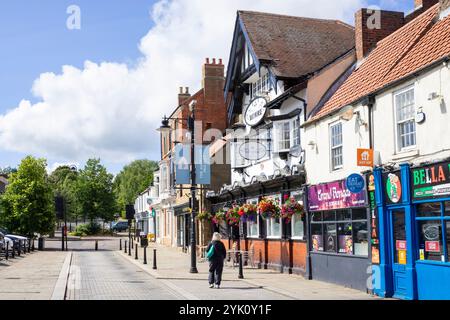 The Bay Horse Pub and shops on Fore Bondgate in Bishop Auckland town centre Bishop Auckland County Durham Tees Valley England UK GB Europe Stock Photo