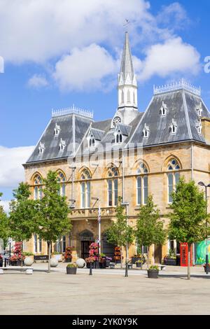 Bishop Auckland Town Hall and Bishop Auckland Library in the Town Hall Market Place Bishop Auckland County Durham Tees Valley England UK GB Europe Stock Photo