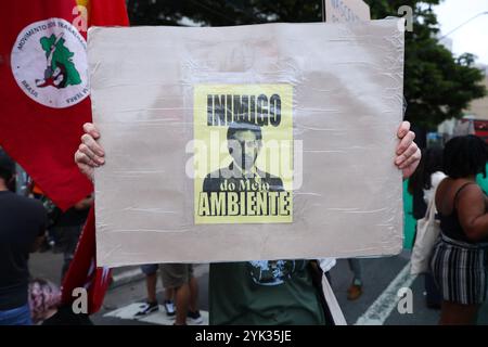 Protesters participate in the 'March for Climate' event with the aim of drawing attention to the climate emergency, the fight against hunger and against the cutting down of trees for the construction of the Sena Madureira Street tunnel, on Avenida Paulista, central region of São Paulo, this Saturday, 11/16/2024 Credit: Brazil Photo Press/Alamy Live News Stock Photo