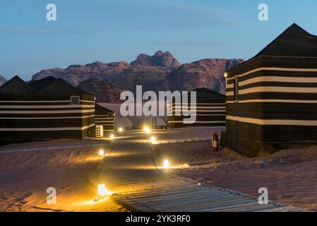 'Suncity Camp' in the désert of Wadi Rum, UNESCO World Heritage site, Jordan, Near East, Southern Levant, West Asia Stock Photo