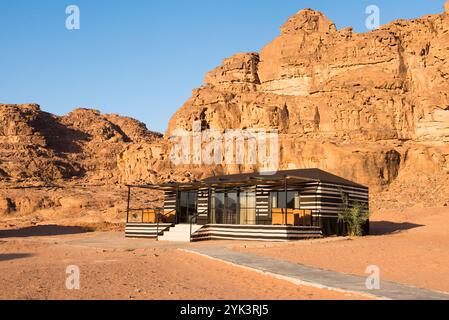 'Suncity Camp' in the désert of Wadi Rum, UNESCO World Heritage site, Jordan, Near East, Southern Levant, West Asia Stock Photo