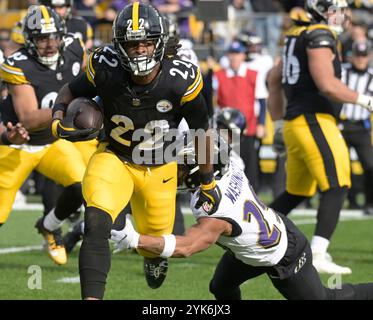 Baltimore Ravens safety Ar'Darius Washington (29) celebrates after ...