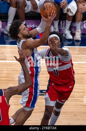 Detroit Pistons guard Cade Cunningham (2) shoots a jumper against New ...