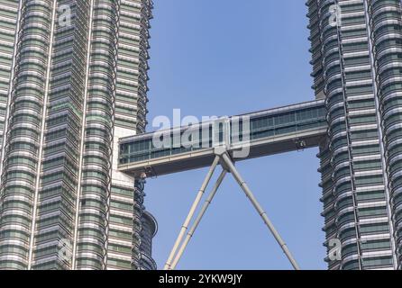 A close-up picture of the skybridge of the Petronas Twin Towers Stock Photo