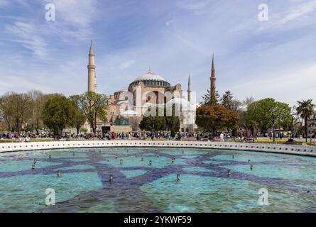 A picture of the Hagia Sophia and the Sultan Ahmet Park Fountain Stock ...
