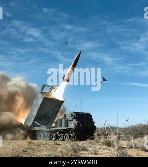 LOCKHEED MARTIN HIMARS missile launch system, Photo: Courtesy Lockheed ...
