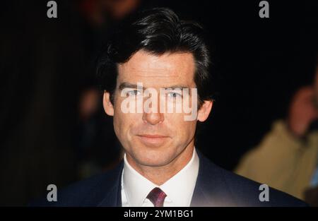 Pierce Brosnan, Premiere of James Bond GoldenEye, London, UK Stock Photo