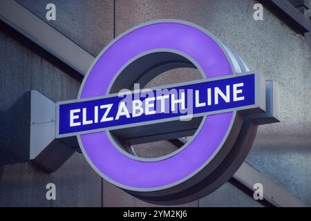 London underground roundel logo for ELIZABETH LINE , in Canary wharf ...