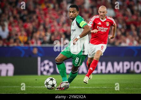 Lisbon, Portugal. 23rd Oct, 2024. Quinten TIMBER of Feyenoord and Frederik AURSNES of Benfica during the UEFA Champions League, League Phase MD3 football match between SL Benfica and Feyenoord Rotterdam on 23 October 2024 at Estadio da Luz in Lisbon, Portugal - Photo Matthieu Mirville/DPPI Credit: DPPI Media/Alamy Live News Stock Photo