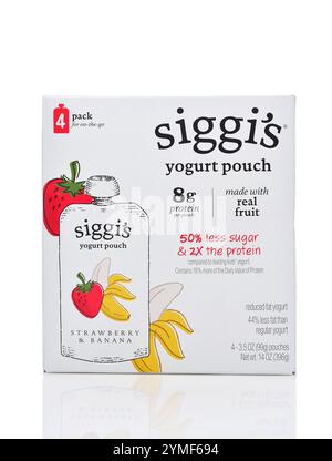 IRVINE, CALIFORNIA - 19 NOV 2024: A box of Siggis Strawberry Banana yougrt pouches. Stock Photo