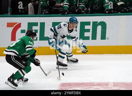 Dallas, United States. 20th Nov, 2024. William Eklund #72 of San Jose Sharks and Sam Steel #18 of Dallas Stars battle for the puck during the match of the NHL at the American Airlines Center. Final Score Dallas Stars 5 - 2 San Jose Sharks. on November 20, 2024 in Dallas, Texas. (Photo by Javier Vicencio/Eyepix Group) Credit: Eyepix Group/Alamy Live News Stock Photo