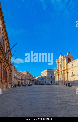 Piazza Duomo, Ortygia, Syracuse, Sicily, Italy Stock Photo