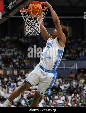 North Carolina guard Seth Trimble (7) drives against Wake Forest ...